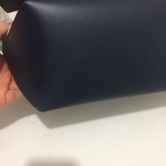 MICHAEL KORS MK Fulton Navy Striped Canvas Tote - Picture 8 of 9